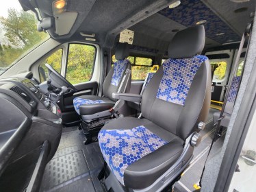 Click to view Peugeot Boxer 9 seat 3.5 ton Wheelchair Accessible Minibus £24,995 + Vat Peugeot%20Boxer%20HX70BWJ%20front%20os.jpg