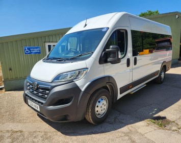 Spec%205%20Vauxhall%20Movano%20front.jpg